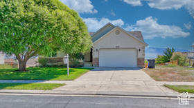 Photo 1 for 4076 S Lake Vista Dr