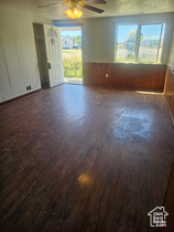 Photo 4 for 692 N 500 West
