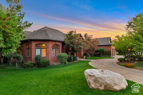 Photo 1 for 1681 E Lakeview Way