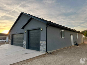 Photo 4 for 670 W 1150 North