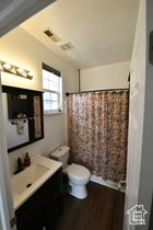 Photo 5 for 433 N Kent Dr