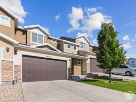 Photo 2 for 14313 S Meadow Rose Dr