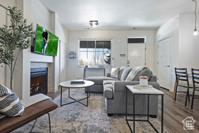 Photo 5 for 695 E Main St #R-201