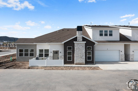 Photo 5 for 1497 N Saratoga Ln #B
