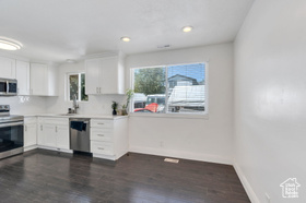 Photo 5 for 4924 S Rayford Cir