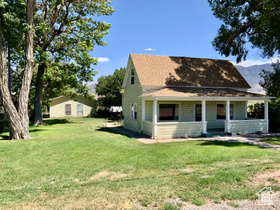 Photo 3 for 630 N Main St
