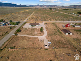 Photo 2 for 5264 W 1525 South