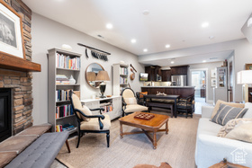 Photo 4 for 13331 N Highmark Ct #13331