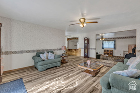 Photo 4 for 866 S 2300 West