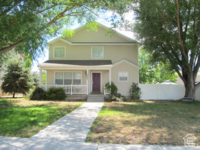 Photo 3 for 1862 E Boulder St