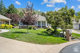 Photo 3 for 1788 E Seven Oaks Ln