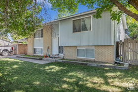 Photo 2 for 4989 W Cherrywood Ln