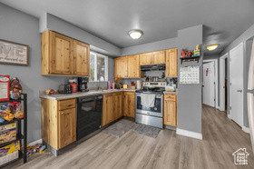 Photo 6 for 4989 W Cherrywood Ln