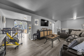 Photo 4 for 4989 W Cherrywood Ln