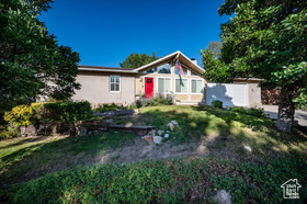 Photo 2 for 2249 E Tompkins Dr