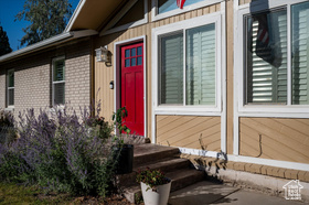 Photo 5 for 2249 E Tompkins Dr