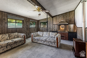 Photo 2 for 363 Oak Hill Dr