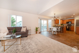 Photo 3 for 8559 S Sunrise Oak Dr