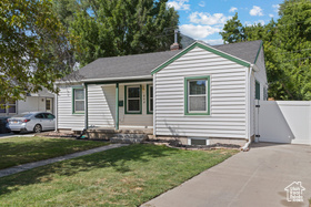 Photo 2 for 802 S Brookside Dr
