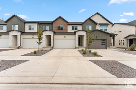 Photo 2 for 4804 S Alder Dr #116