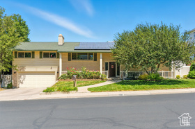 Photo 4 for 895 E 2620 North