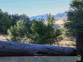 Photo 4 for 16535 S Redwood Rd