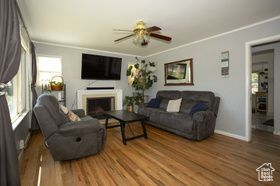 Photo 4 for 829 E Zenith Ave