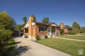 Photo 2 for 829 E Zenith Ave