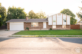 Photo 2 for 1086 N Oakridge Dr