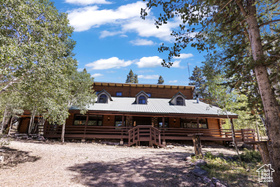 Photo 4 for 4725 Pine Ridge Rd