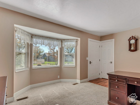 Photo 3 for 1360 W Quail Ridge Cir