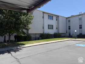 Photo 2 for 1860 W 500 North #20