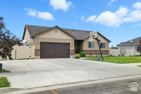 Photo 2 for 609 N 130 East