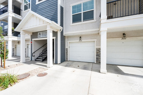 Photo 3 for 5017 W Samana Ln  #A303
