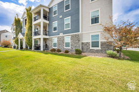 Photo 4 for 5017 W Samana Ln  #A303