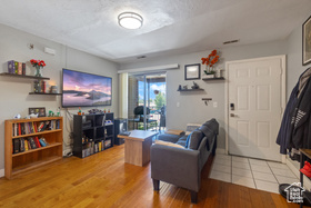 Photo 5 for 4148 S Oak Meadows Dr #31
