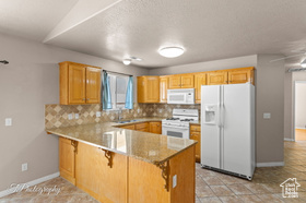 Photo 6 for 2056 E Middleton Dr #9