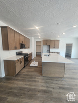 Photo 2 for 549 S Bryant #129