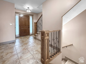 Photo 3 for 2027 S Tyler View Way