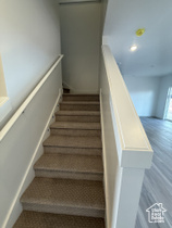 Photo 5 for 1017 E Malibu Ln
