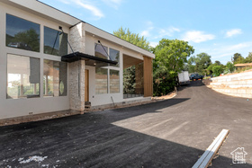 Photo 2 for 2662 E Comanche Dr