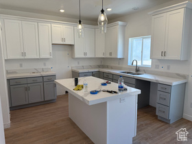 Photo 4 for 2748 S Saysay Way #11