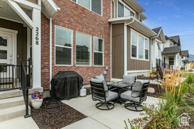 Photo 3 for 2268 N Wildwood Ln #277