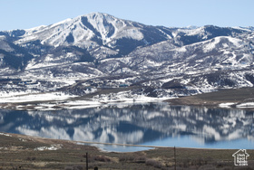 10677 N Reflection Rdg MLS #2105820