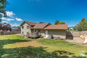 Photo 4 for 10094 N Oak Rd