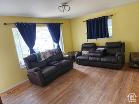 Photo 3 for 449 Marvista Ln