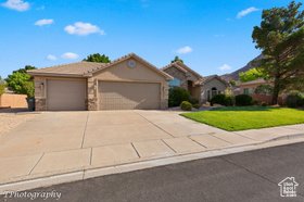 Photo 3 for 753 E Castle Stone Dr