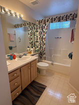 Photo 6 for 210 N Mall Dr #86