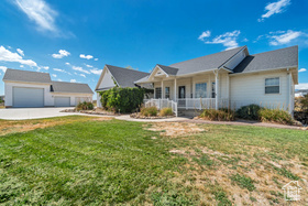 Photo 2 for 9043 N Cedar Pass Rd