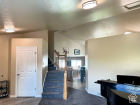 Photo 3 for 158 N Walton Ct